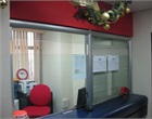 Oficina de banco ubicado en registro mercantil